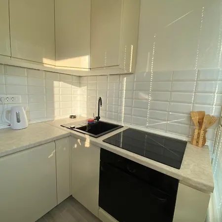 Sunrise Apartment *